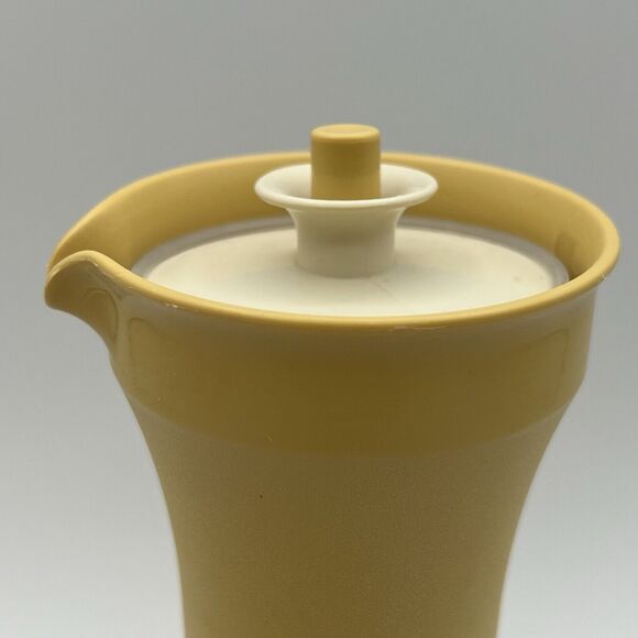 ONE Vintage Tupperware Oil & Vinegar Dressing Cruet Harvest Gold 1246 Lid - Picture 2 of 7
